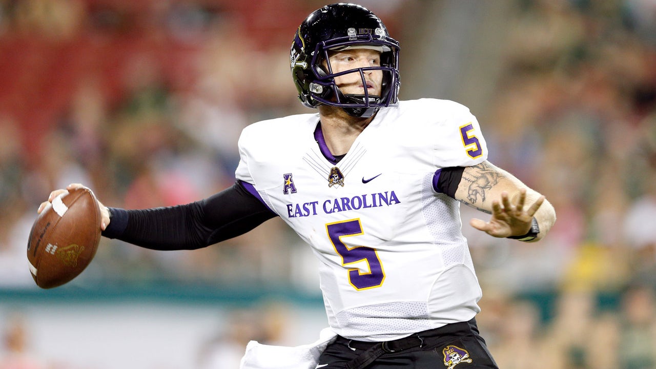 No. 18 East Carolina on roll, ready for Connecticut matchup
